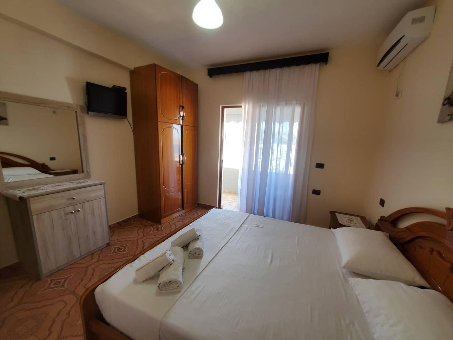Guest House Sandri Sarande Exterior photo